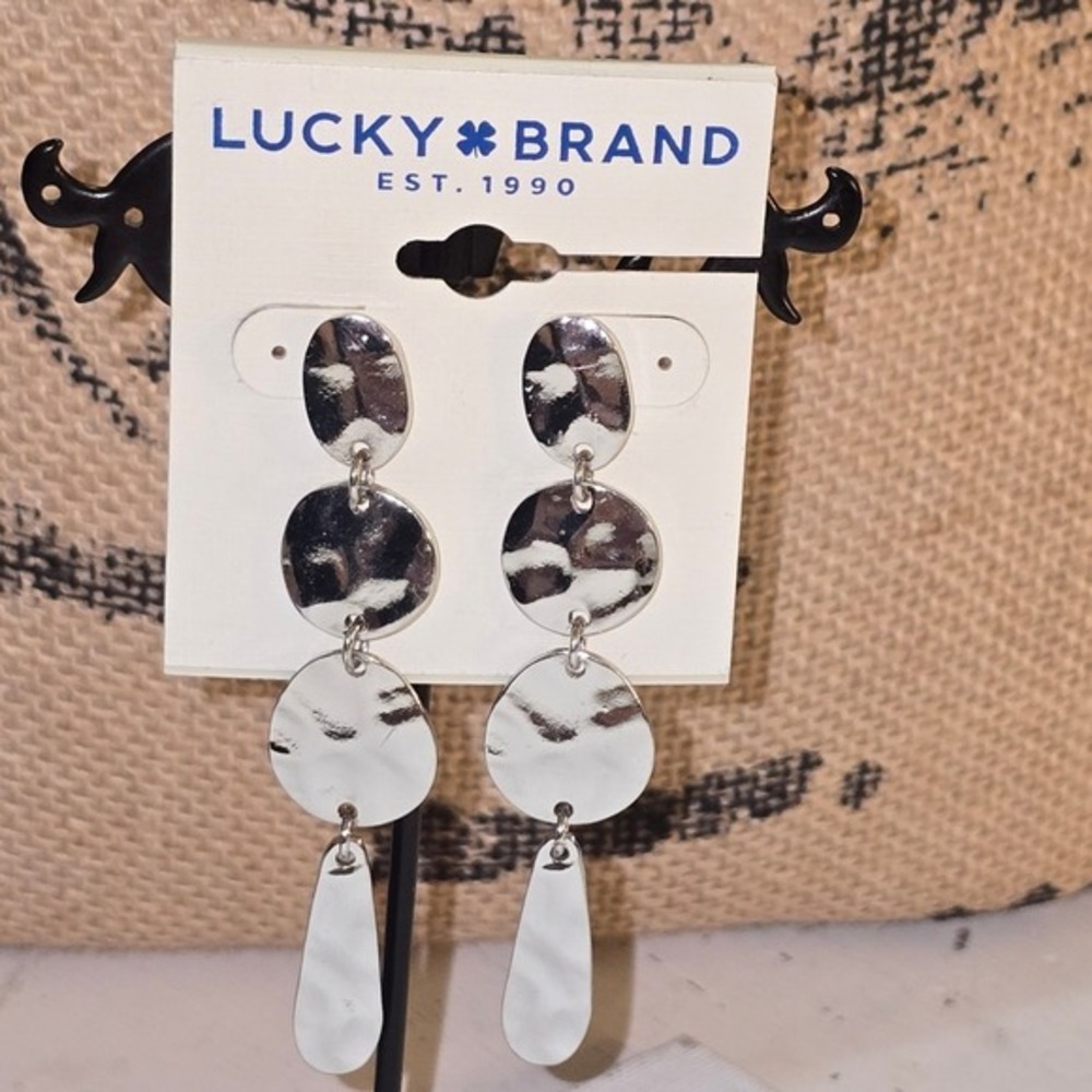 Lucky Brand Silver Tone Hammered Tiered Drop Linear Dangle Earrings NEW